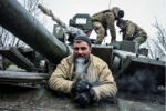 Pro-Ukrainian soldiers near Lyman, Ukraine, December 2022